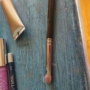 Make up brush